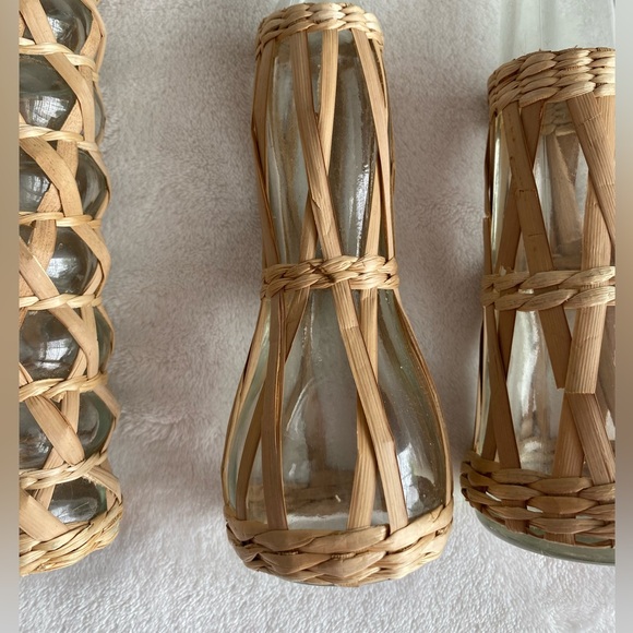 Set Of 4 Wicker Rattan Wrapped Bud Vases Clear‎ Glass Coastal Boho Neutral Decor - Picture 6 of 12